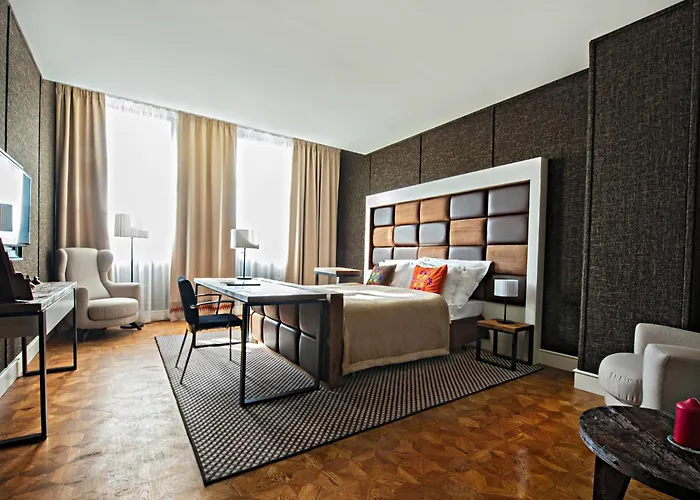 Hotel Bristol Tradition And Luxury