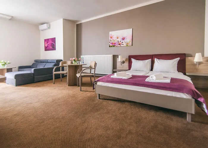 Hotel Forum